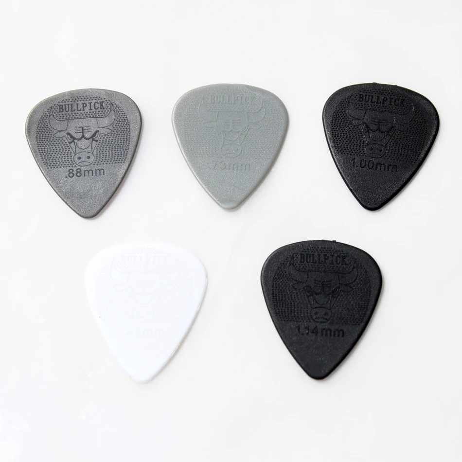 30Pcs Assorted Thickness Bull Rock on Nylon POM Picks+ Guitar Picks Sets+Round Plastic Case | Спорт и развлечения