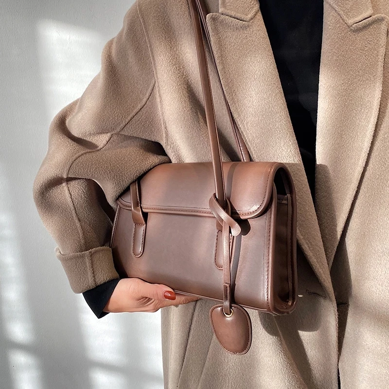 

Fashion Underarm Crossbody Messenger Bag for Women 2021 PU Leather Luxury Designer Trendy Baguette Shoulder Handbags Purses