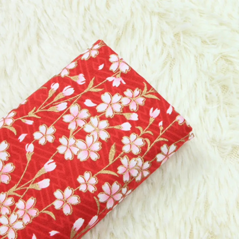 Импортная ткань из чистого хлопка с мягким бризом цветущей вишни позолоченная