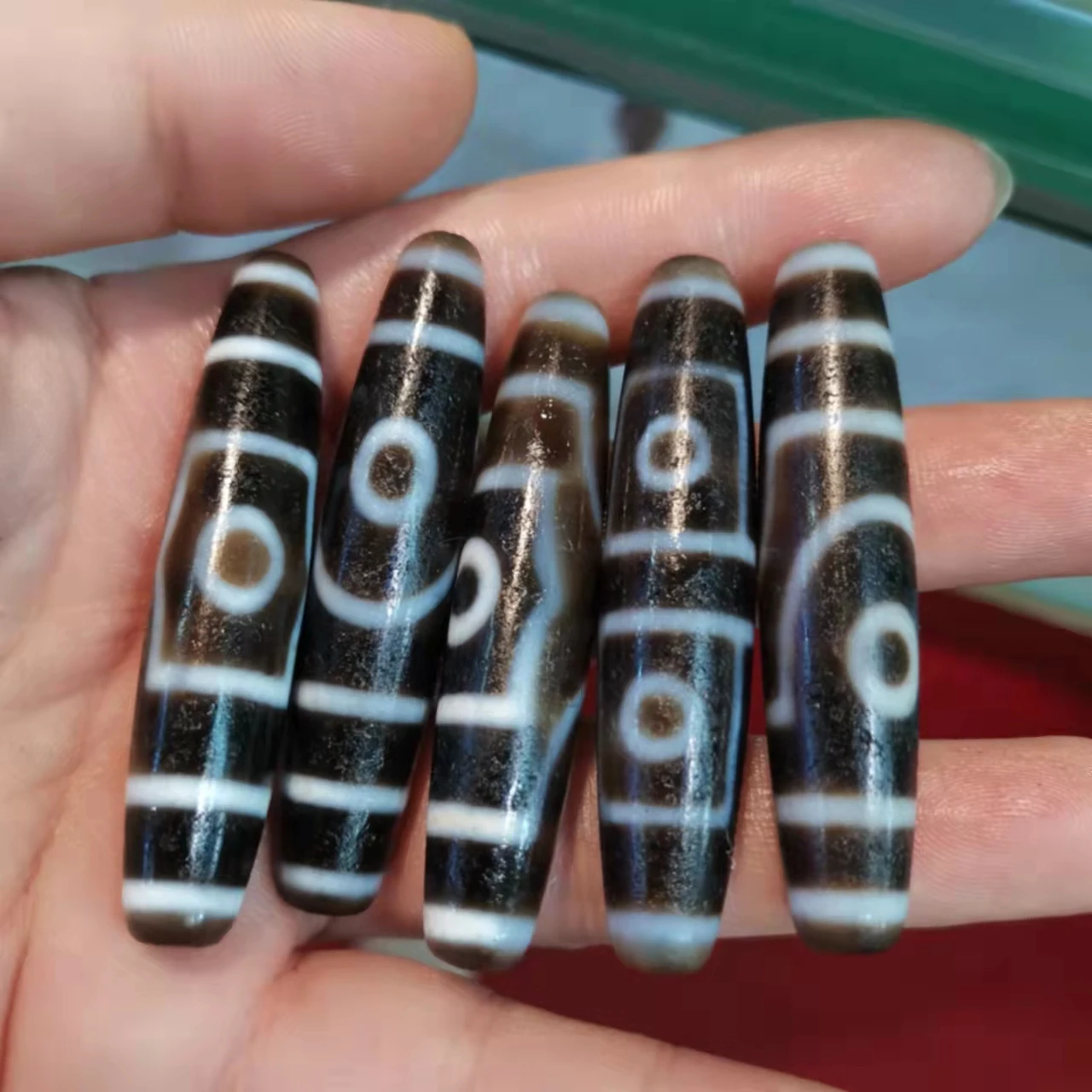 1pcs/lot glossy lustrous weathered high-quality two-three-four-eye dzi agate beads natural rare precious accessories gem jewelry
1pcs/lot glossy lustrous weathered high-quality two-three-four-eye dzi agate beads natural rare precious accessories gem jewelry