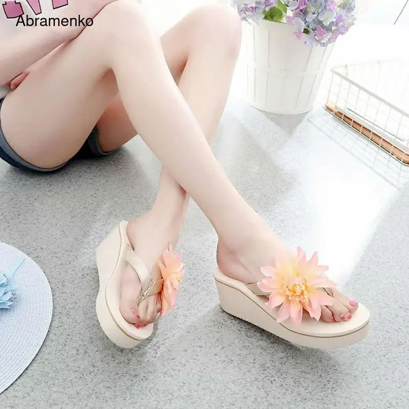 

Wedge Sandals Summer Flip Flops Platform Gladiator Sandals Slip-On Flowers Shoes For Woman Casual Shoes Woman Slipper Size 35-40
