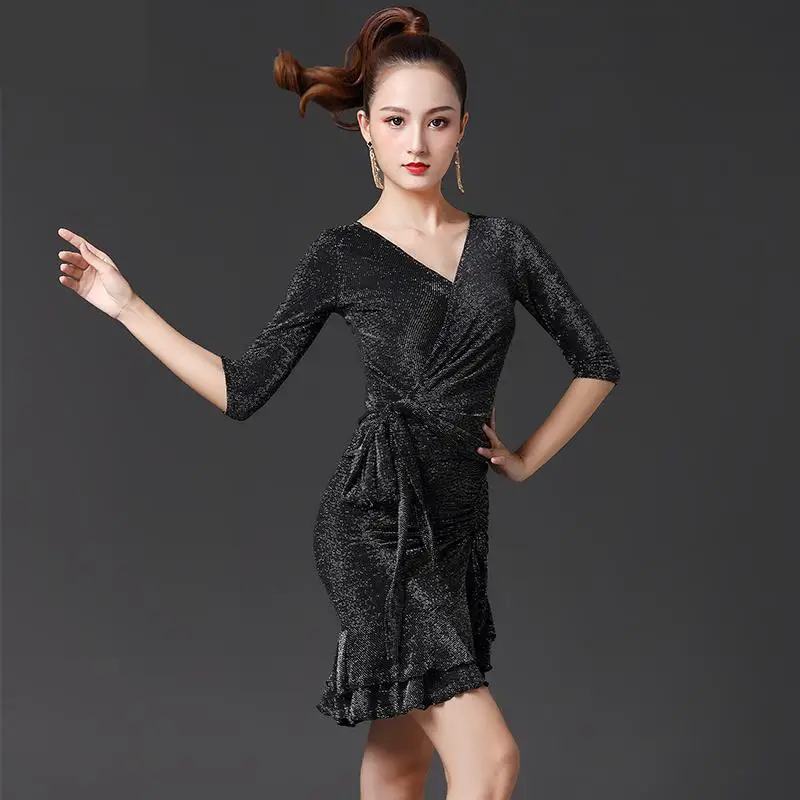 

2020 New Latin Dance Dress Women Black / Red Sets Tops+skirt Tango Rumba Ballroom Fashion Modern Salsa Cha Cha Latin Dance Skirt