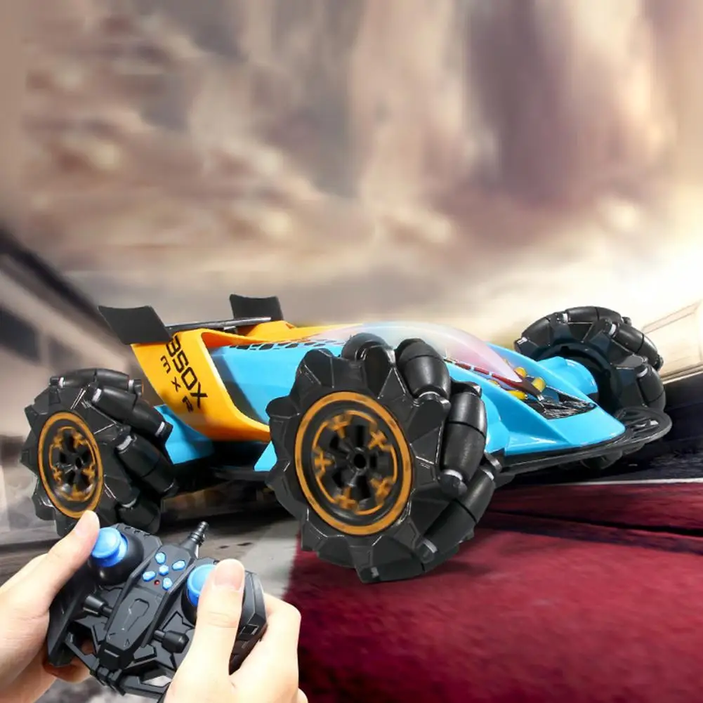 

1:14 2.4G RC Stunt Car Gesture Sensing Spray Drift Car 4WD 8CH High Speed with Light Music Play Time 20 Minutes