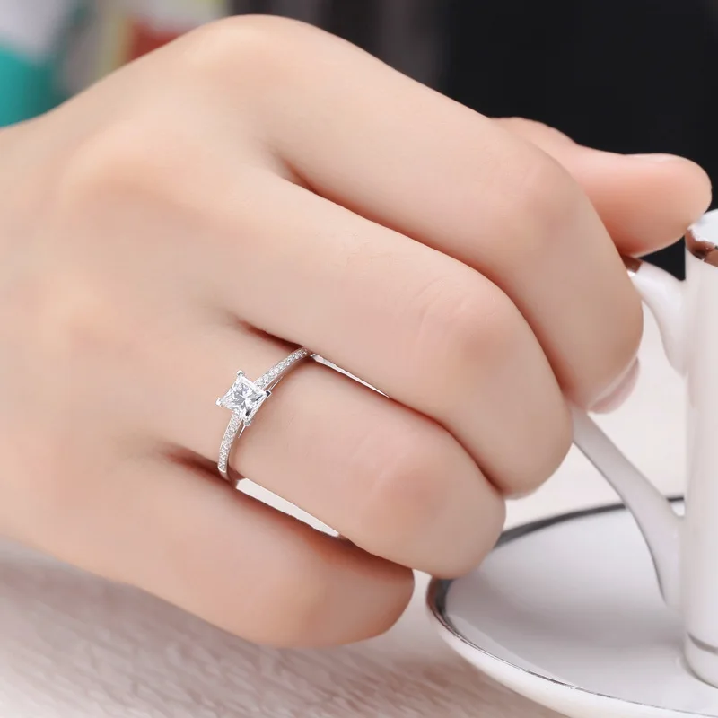 

PANSYSEN Classic 6MM Lab Moissanite Diamond Wedding Engagement Rings Women Solid 925 Sterling Silver Ring Valentine's Day Gift