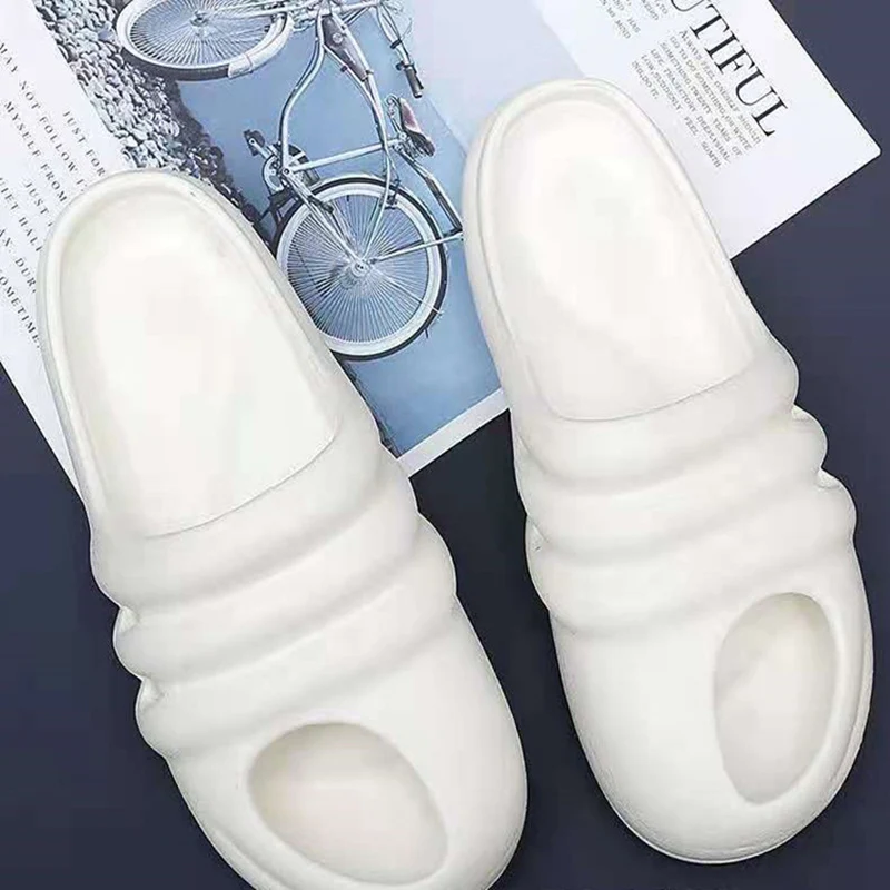 

Lucyever Summer New Hollow Out Platform Slippers Women Solid Solor Super Light Woman Sandals 2021 Non-slip Beach Filp Flops