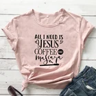 Все, что мне нужно-это футболка с Иисусом и кофе и тушью для ресниц
