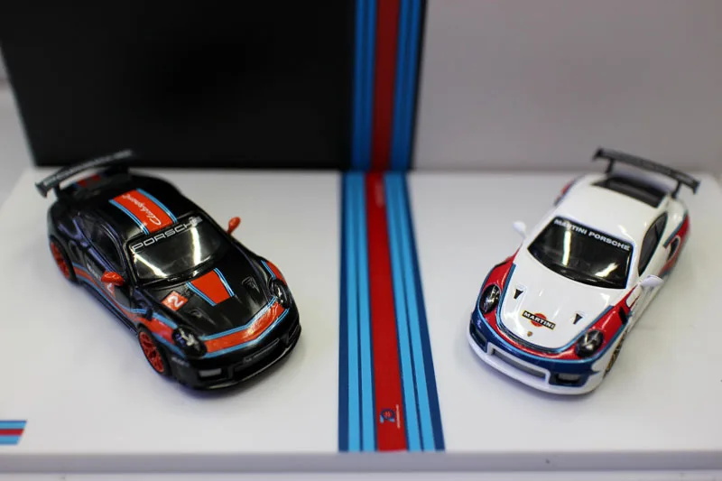 

NEW 1/64 Scale Model 935/78 Martini Racing Diecast Toy Car set For Collection Gift