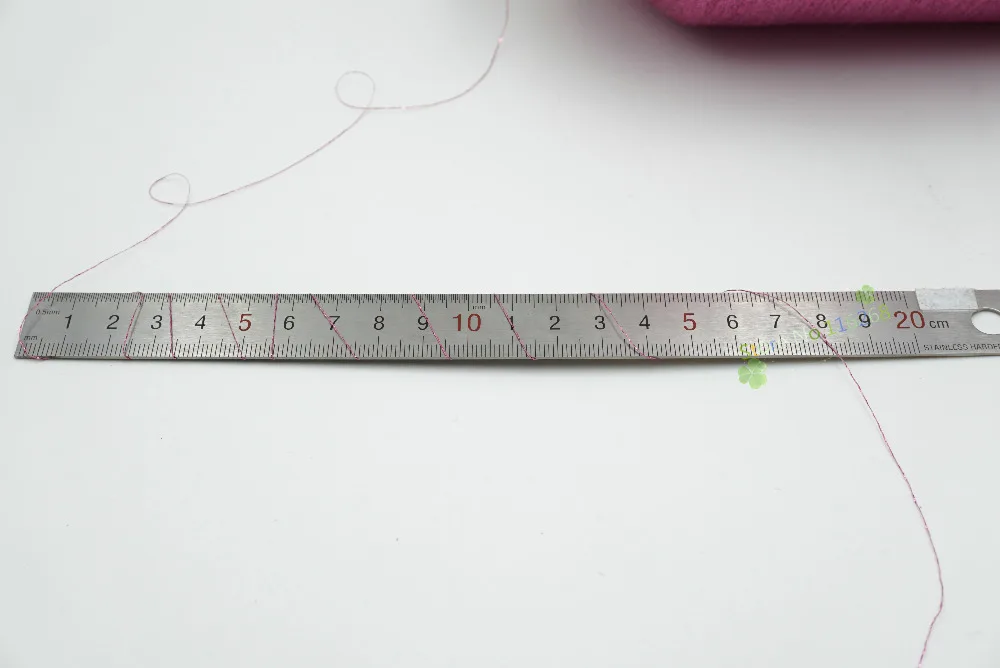 Золотистая шелковая нить (пряжа) для шитья вышивания вязания крючком и машинной