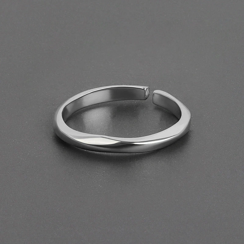 

Korean Fashion Irrgular Flowing Water Rings for Women Charm Party Finger Rings Minimalism Dating Plated Jewelry Anelli Donna M4