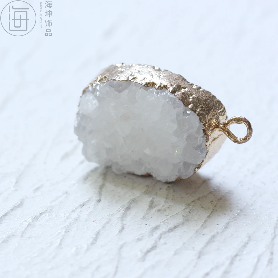 Соединитель из натурального камня для рукоделия-подвеска друзы овальной формы