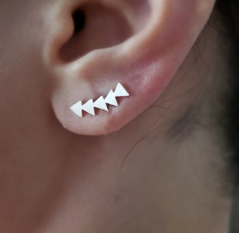 V привлечь 2017 геометрический bijoux Золото Треугольники в линии Earcuff гусеничный