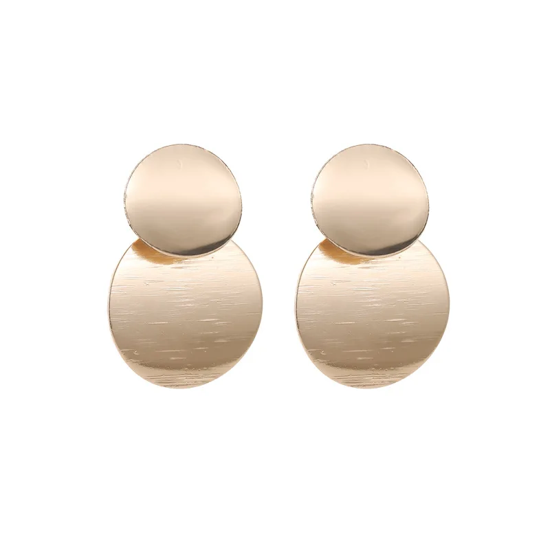 

QW Retro round metal Earrings European and American stereo mirror drawing Earrings