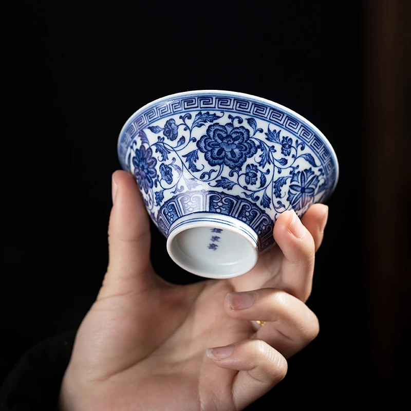 

of jingdezhen blue and white maintain hand-painted master cup single cup kung fu tea cups archaize porcelain bowl
