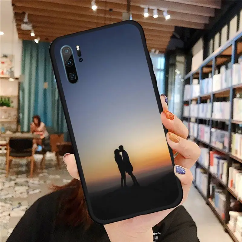 

Back view sunset sweet couple Phone Case For Huawei honor Mate P 9 10 20 30 40 Pro 10i 7 8 a x Lite nova 5t Soft Silicone