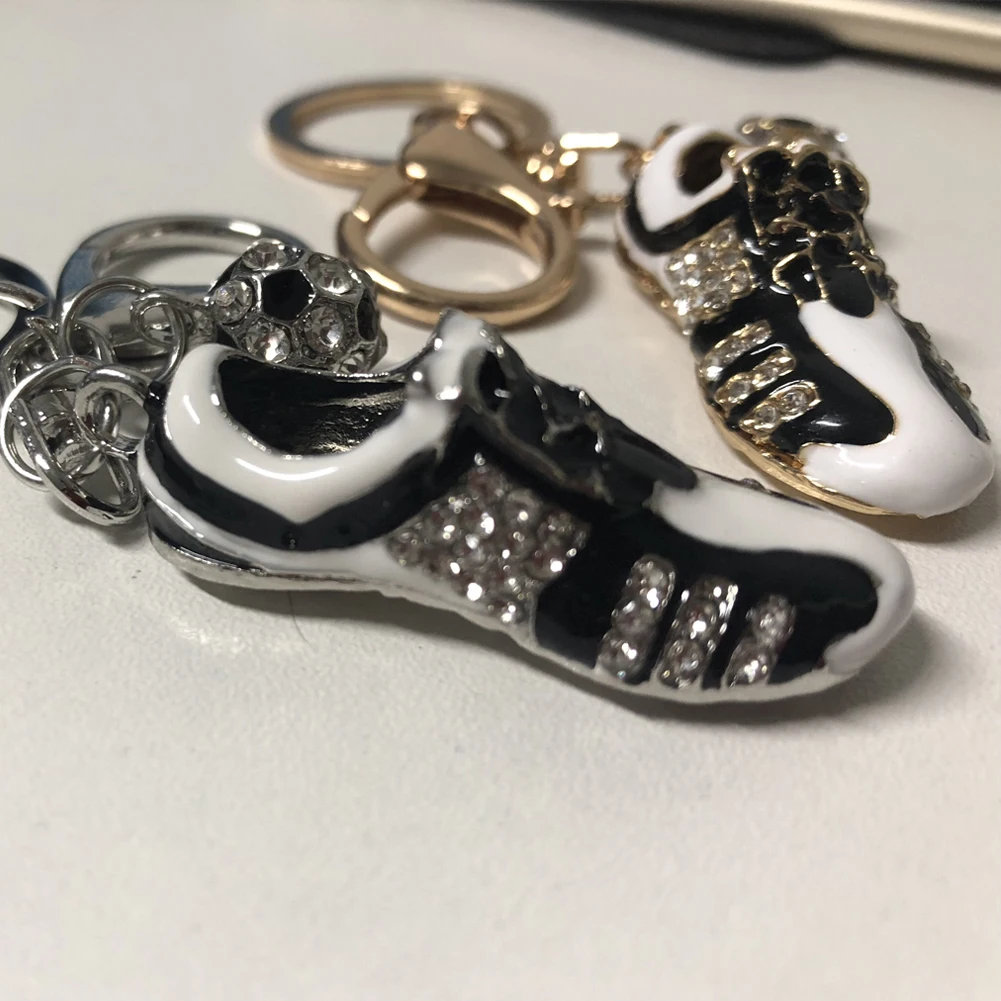 1 шт. брелки для ключей в виде футбольной обуви | Спорт и развлечения