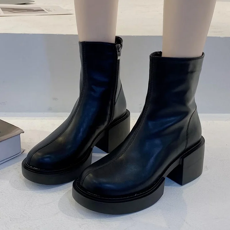 

2022 Quality Leather Shoes Women Ankle Chelsea Boots Round Toe Autumn Winter Fashion Square Heel Platform Ytmtloy Gothic Sexy