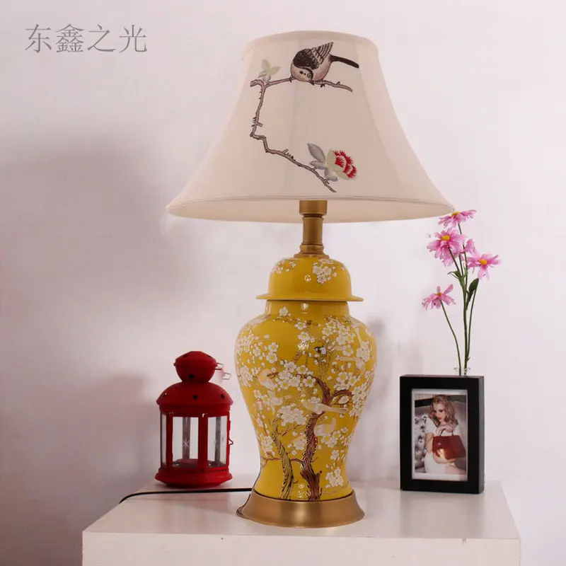 

Chinese Antique Lobby Living Room Ceramic Decorative Lamp Creative Ceramic Table Lamp flower bird porcelain table Lamp WJ010925