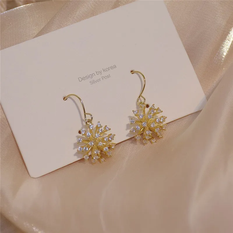 

Ins Hot Sale 14K Real Gold Exquisite Firework Shape with Gypsophila Stud Earrings for Women Cubic Zircon ZC Earrings