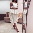 Белое коктейльное платье на одно плечо с рюшами, женское короткое вечернее платье до середины икры, вечернее платье