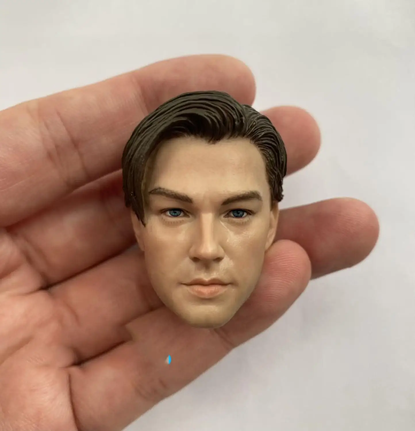 

In Stock 1/6 Scale Little Handsome Man Leo Movie Superstar Actor Head Sculpture For 12" Action Figures