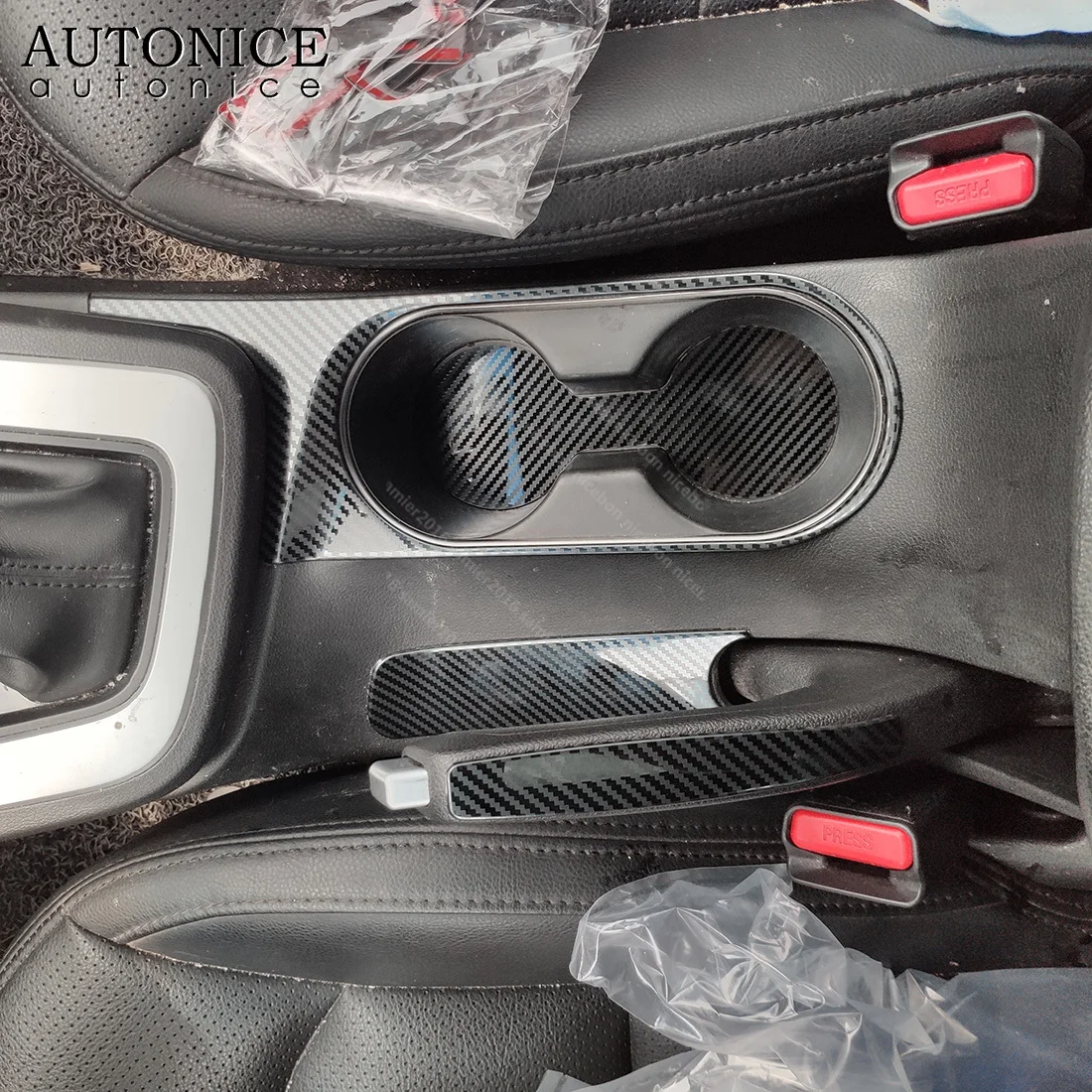 Цветная накладка на ручку стояночного тормоза из углеродного волокна подходит