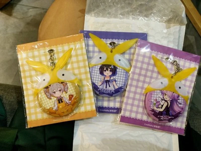 

Badge Anime Honkai Impact Seele Vollerei Bronya Zaychik Pin Brooch with Sleeve