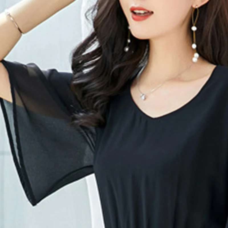 

2021 fat girls wear large-size summer dresses to cover their belly and look thin and western mm age-reducing lace stitching fair