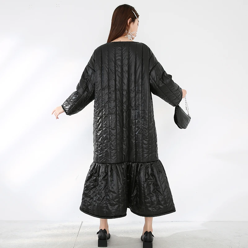 

[EAM] Women Big Size Cotton-padded Fishtail Long Dress New Round Neck Long Sleeve Loose Fashion Autumn Winter 2021 1DD113901