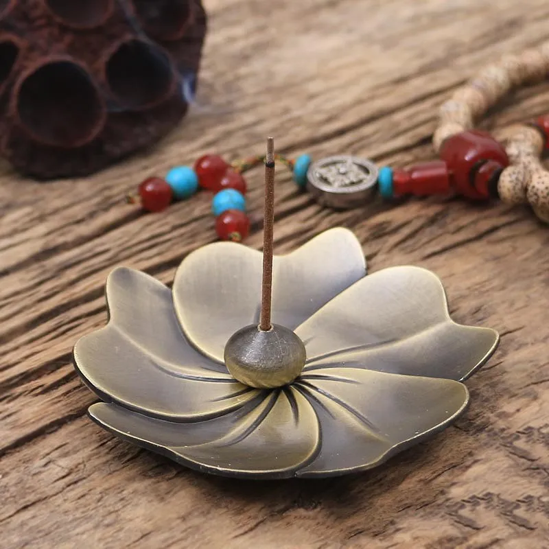 Incense Stick Holder Japanese Zen Sakura Home Living Room Alloy Sandalwood Incense Burner Creative Antique Line Base Decoration