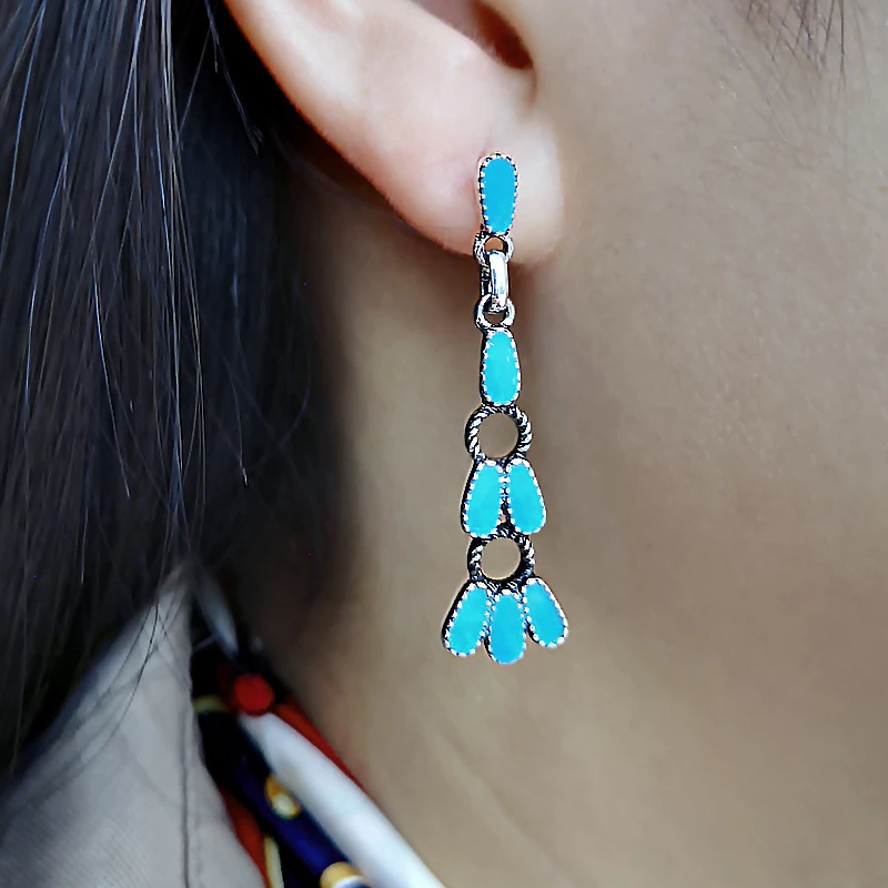

Exquisite Ethnic Style Individual Pendant Earrings Simple Turquoises Earrings Elegant Temperament ladies Jewelry Gifts