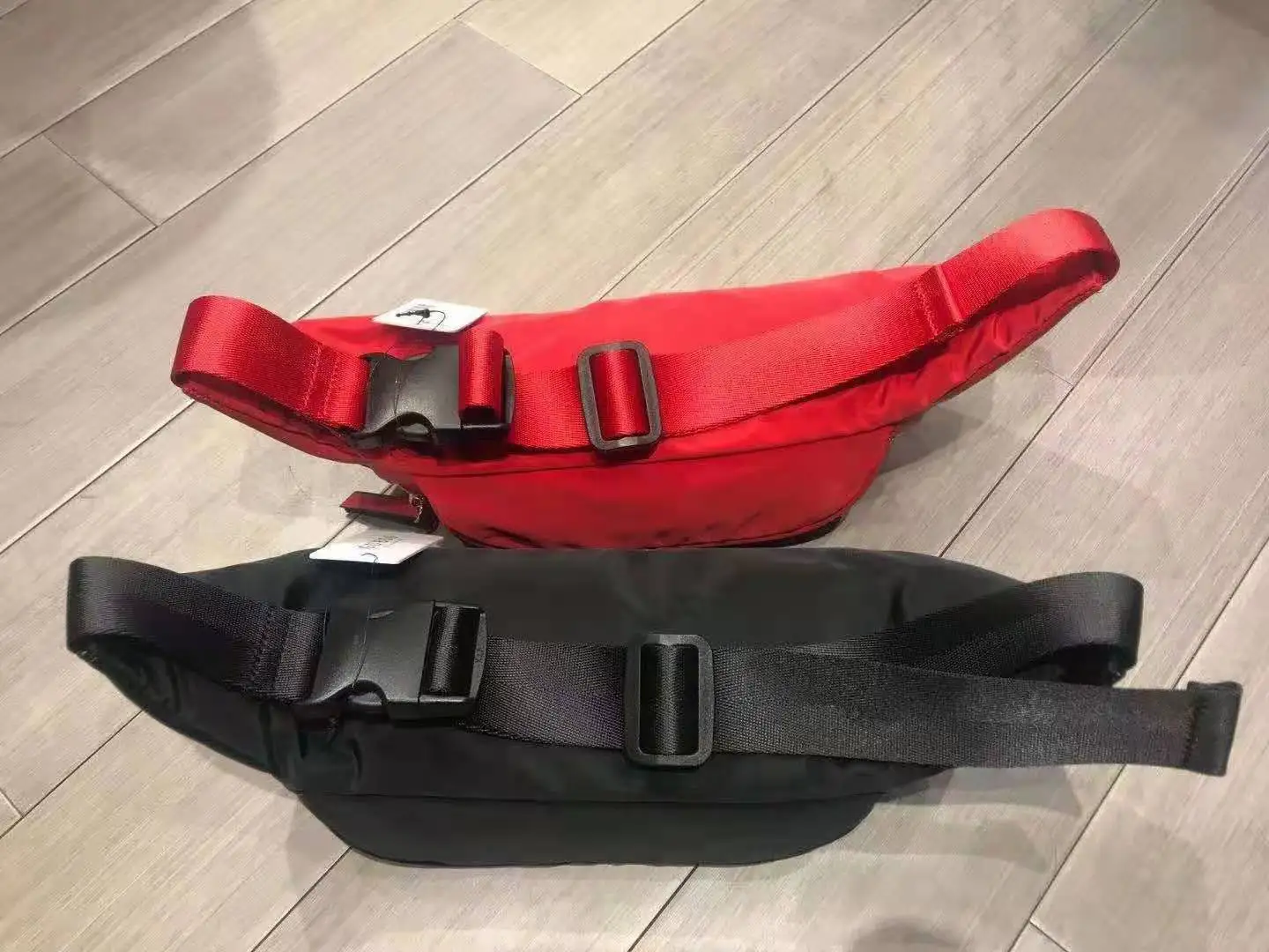 

A new breast purse for ladies