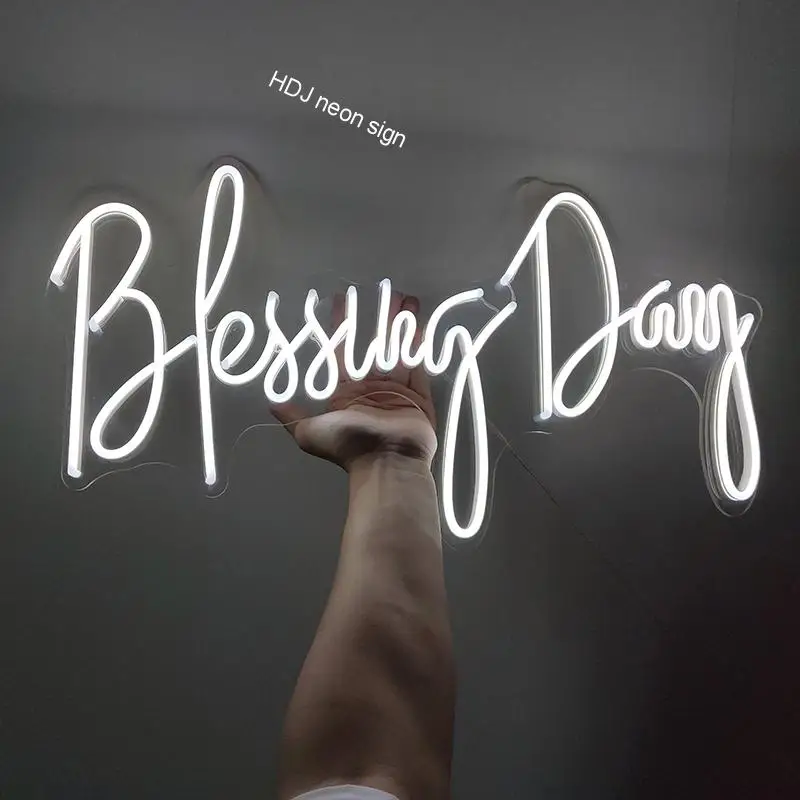 

Personalized Customize LED Neon Sign Light Suitable For Celebration Graduation Wedding Birthday Party Home Decoration Neon Light