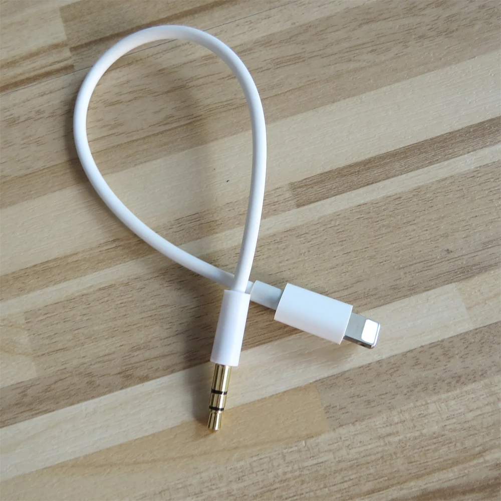 Автомобильный аудиокабель с 8 контактами на 3 5 мм AUX для XS MAX XR X 7 PLUS ios 13 20 см |