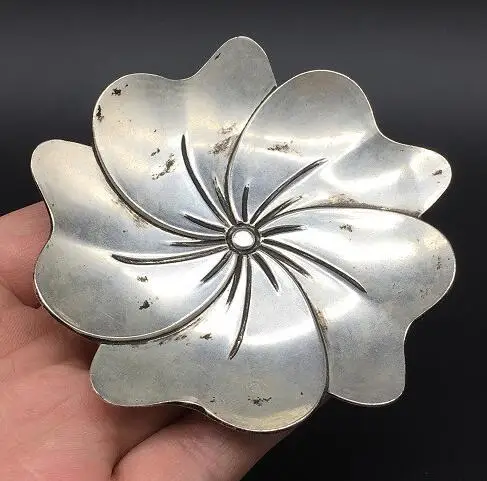 Коллекция китайская бронзовая резьба медная тарелка лепестковая маленькая