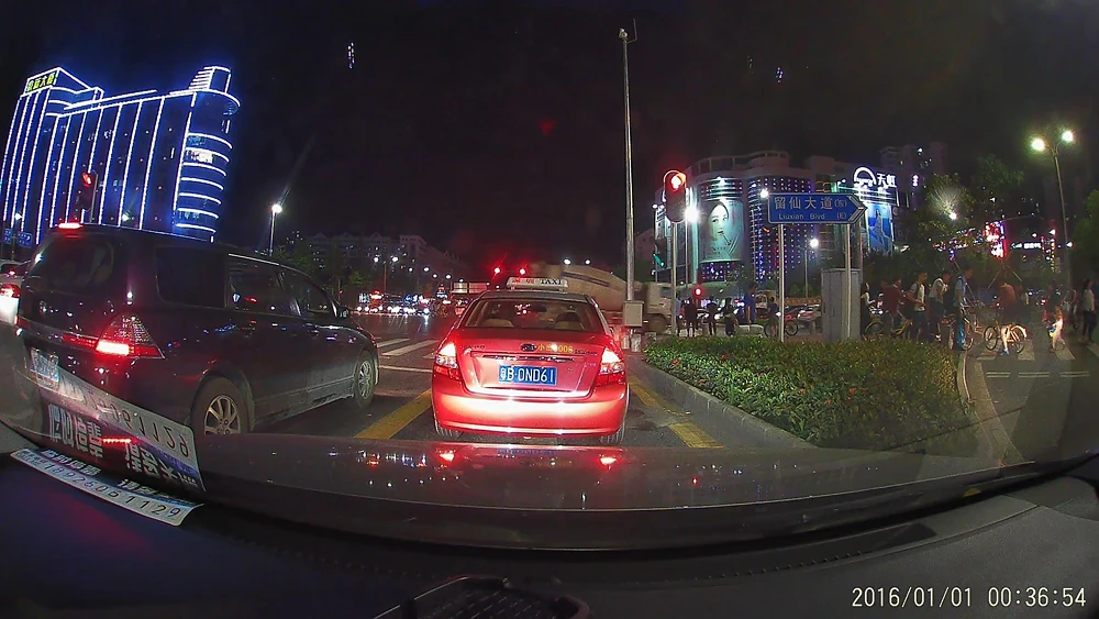 SINOSMART Novatek 96658 Универсальный Wifi DVR для Volkswagen/Honda/Mazda/Mitsubishi/Opel/hyundai/Kia приложение управления SONY IMX323
