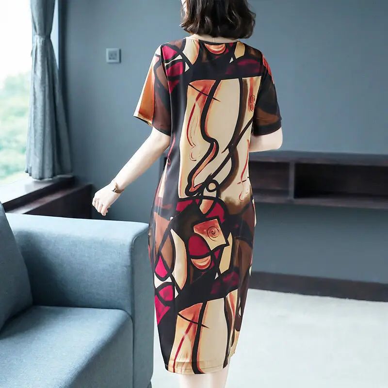 

Mother's 2020 summer new high-grade ice silk dress temperament fashion waist slim size retro style