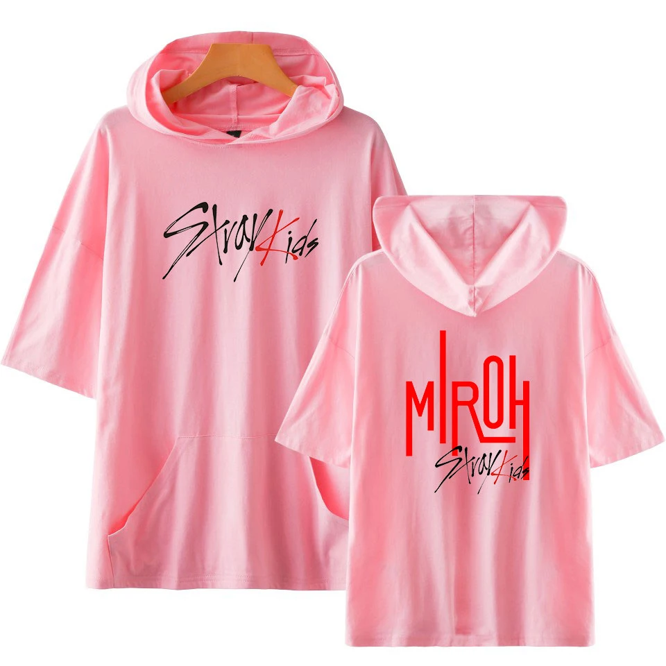 

2021 Classic Stray Kids Printed Oversized Hooded T-shirts Women/Men Summer Short Sleeve Tshirts 2020 Hot Sale Streetwear Clothes