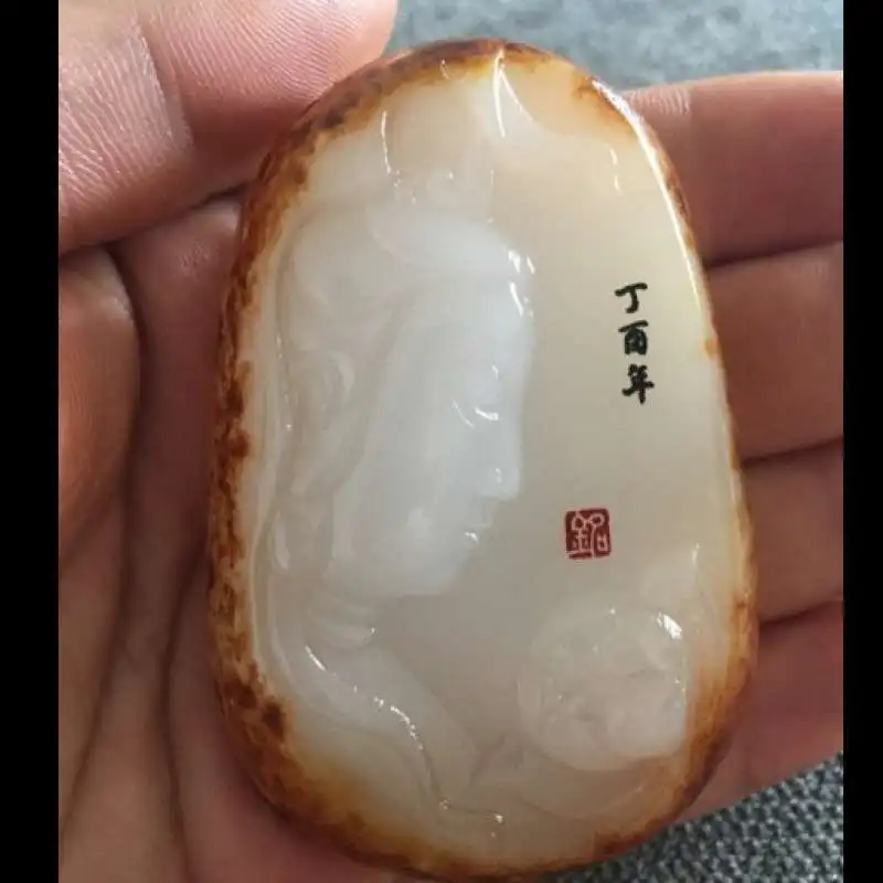 

Natural Hetian Jade Guanyin Buddha Pendant Charm Jewellery Women's Hand-Carved Pendant for Women Men Fashion Accessories