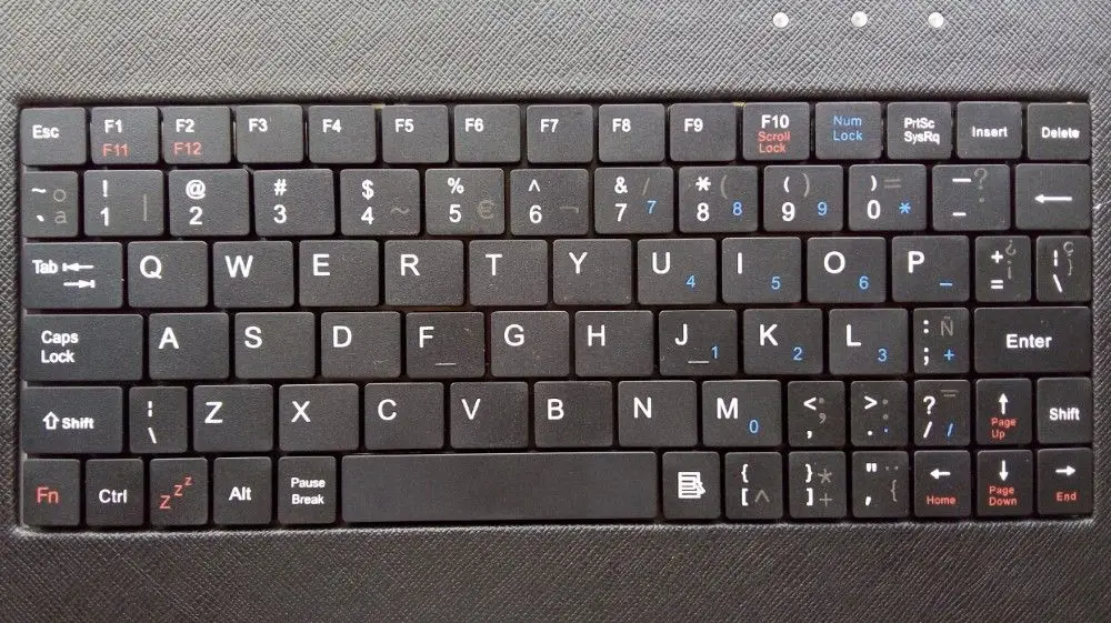 Spanish keyboard Черный Универсальный складной PU кожаный чехол для игровой клавиатуры для планшета 7 8 дюймов Английский Испанский Французский иврит Арабский Русский - Цвет: Spanish keyboard
