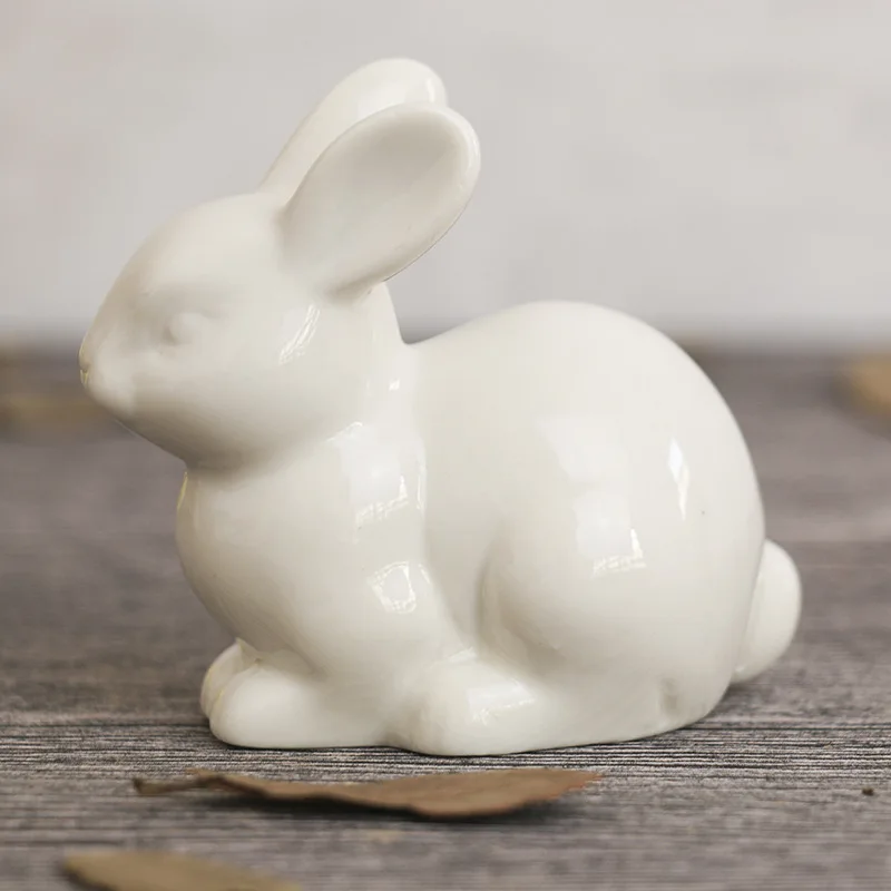 

2021 New Nordic Style White Home Decoration Desktop Ornaments Cute Ceramic Rabbit Garden Decoration Animals