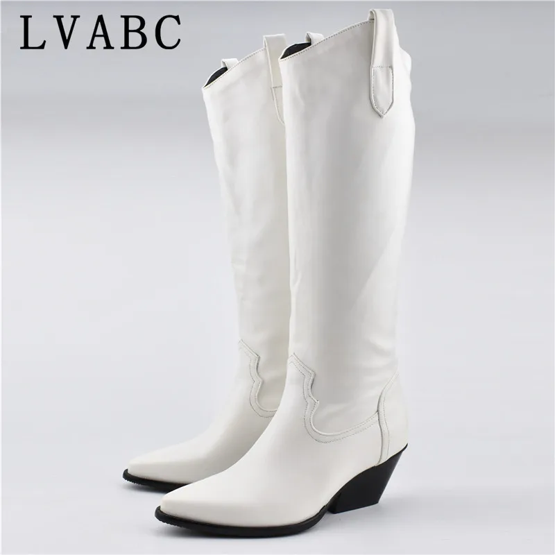 Женские ковбойские ботильоны с рельефным тиснением Черные из микрофибры острым