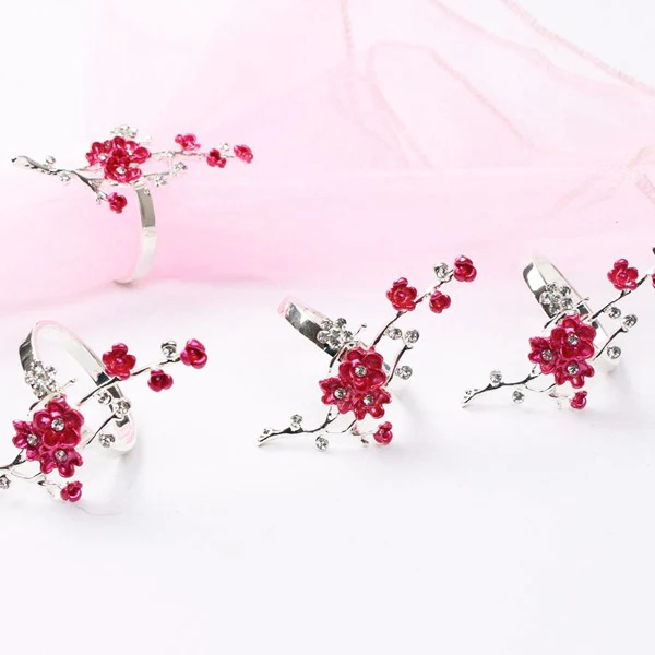 

12Pcs Napkin Ring Crystal Plum Blossom Napkin Clasp Used for Wedding Party Dinner Christmas Holiday Decoration