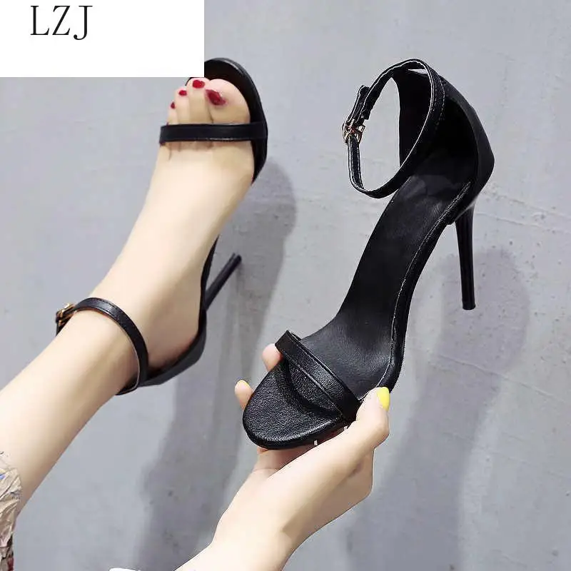

HOT Ankle Strap Heels Women Sandals Summer Shoes Open Toe Chunky High Party Dress Black Sandals Sexy Black Luxury Gladiator