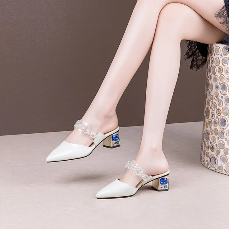 Kaufen REAVE KATZE 2021 Neue Echtem Leder Strass Damen Hausschuhe Spitz Shiny Kristall Seltsame Ferse 4,5 Cm US12 Blau Beige A4237