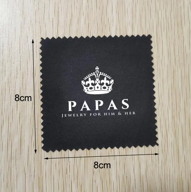 

Изготовленный на заказ логотип 200 шт. 8x8 см черная ткань для ювелирных изделий чистящая ткань с белым логотипом индивидуально завернутая