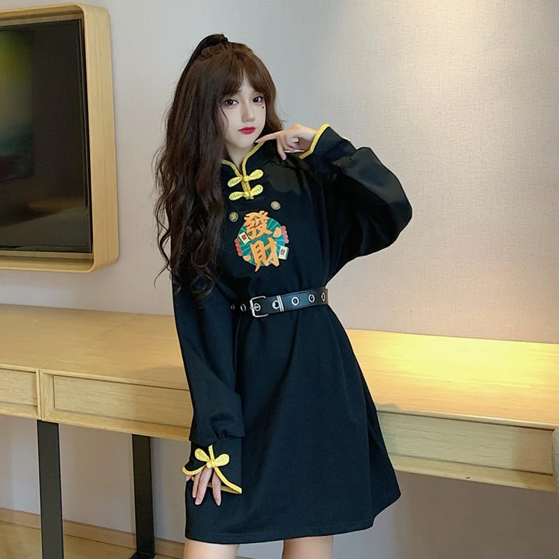 

Black Chinese Style Qipao Stitching Cheongsam Embroidery Sweatshirt Dress Autumn And Winter Women Thick Harajuku Dresses FF3356