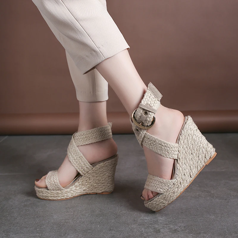 

2020 women's Shoes open-toed Woven Hemp Bottom Muffin Thick Bottom Waterproof Platform high-heeled New Wedge Heel Sandals