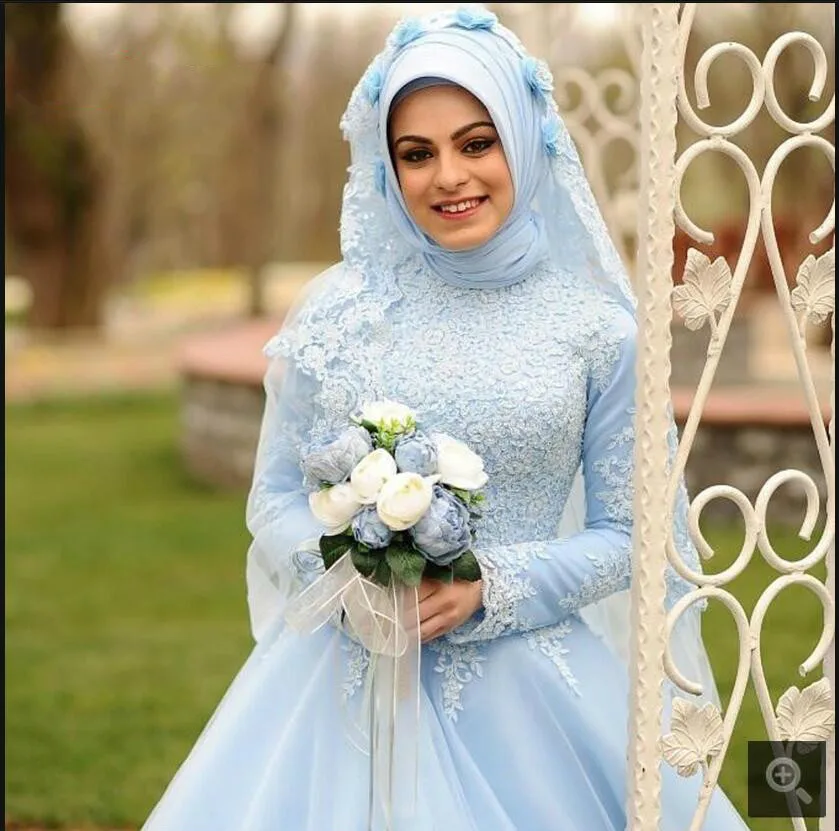 Robe De Soiree Arabic Muslim Long Sleeve High Neckline Prom Dress 2020 Ball Gown Modest Women Vintage Gothic Prom Dresses