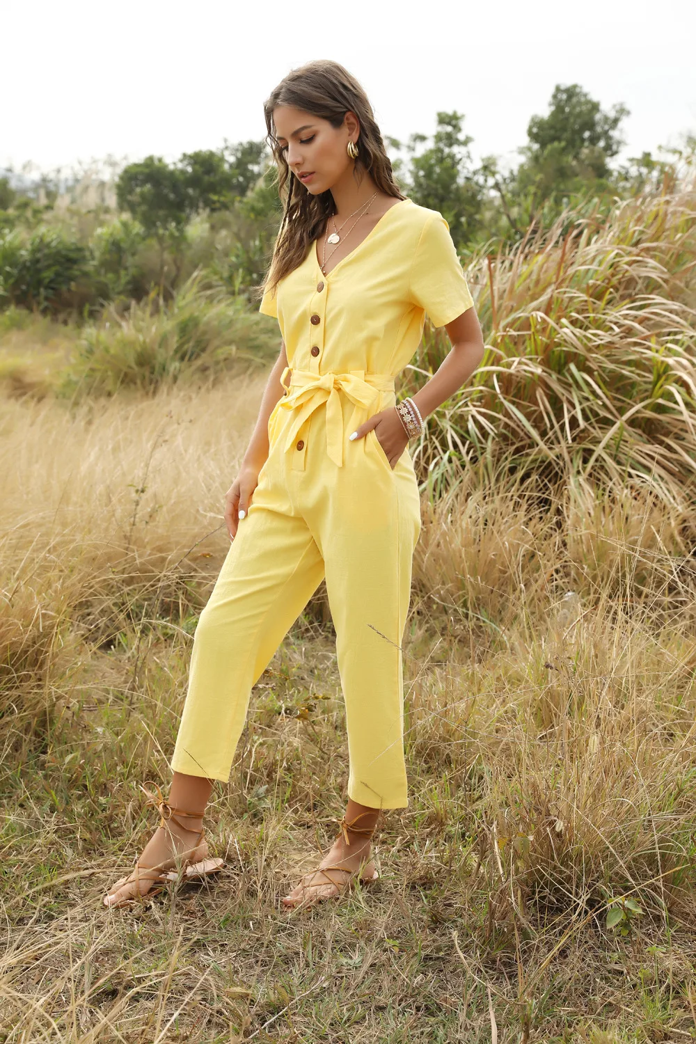 

2021 spring and summer hot new product European and American fashion women's single-breasted all-match nine-point jumpsuit