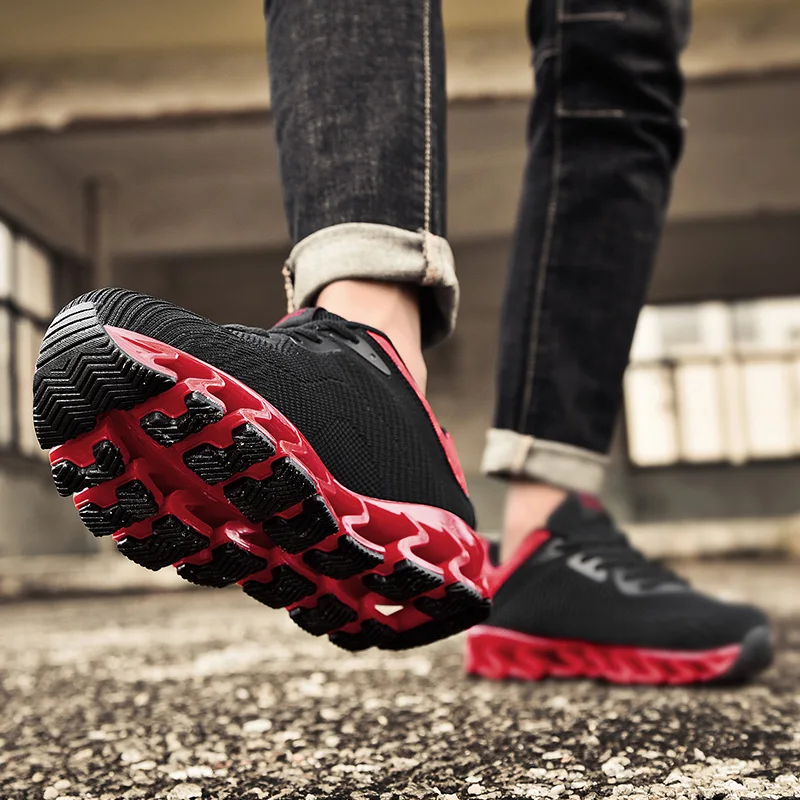 

Blade Sole Springback Cushioning Running Shoes Men Flying Weave Breathable Casual Sneakers Male Non-slip Athletics Jogging Shoes